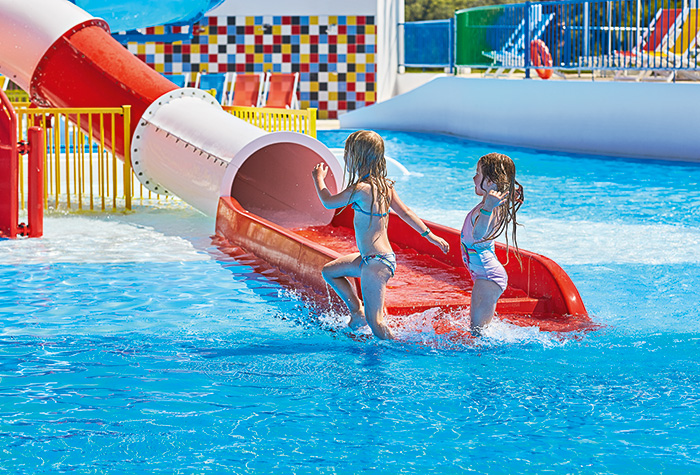 03-children-play-area-in-aqua-park-riviera-olympia-resort