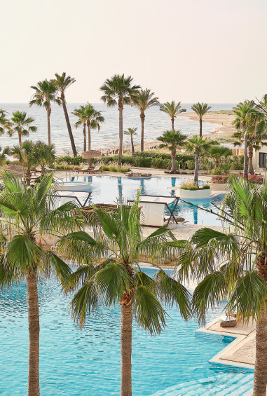 la-riviera-luxury-seafront-resort-in-peloponnese